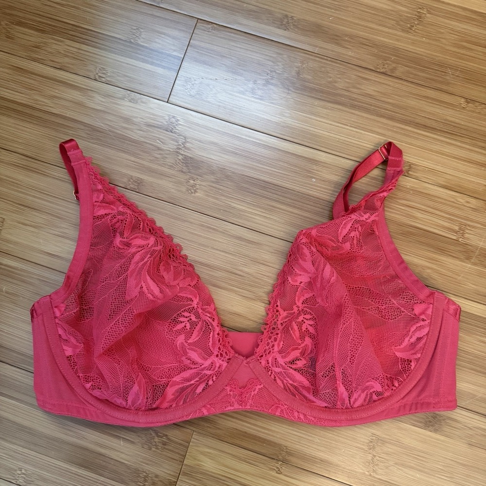 Soma Sensual Unlined Plunge Bra 38DD Pink Lace Underwire Sheer Floral Sexy